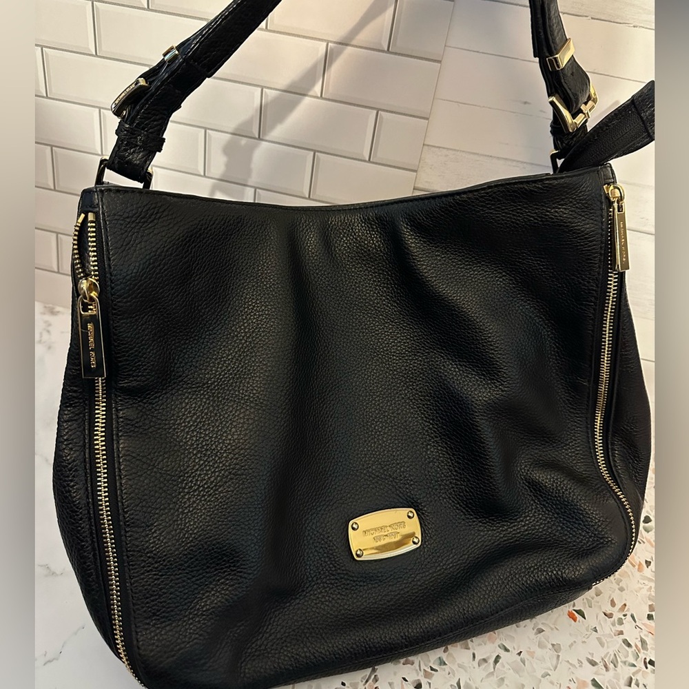 Pebbles Leather Michael Kors Bag